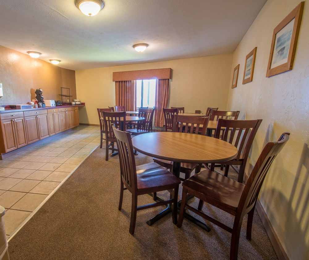 Pictured Rocks Inn And Suites Munising Exterior foto